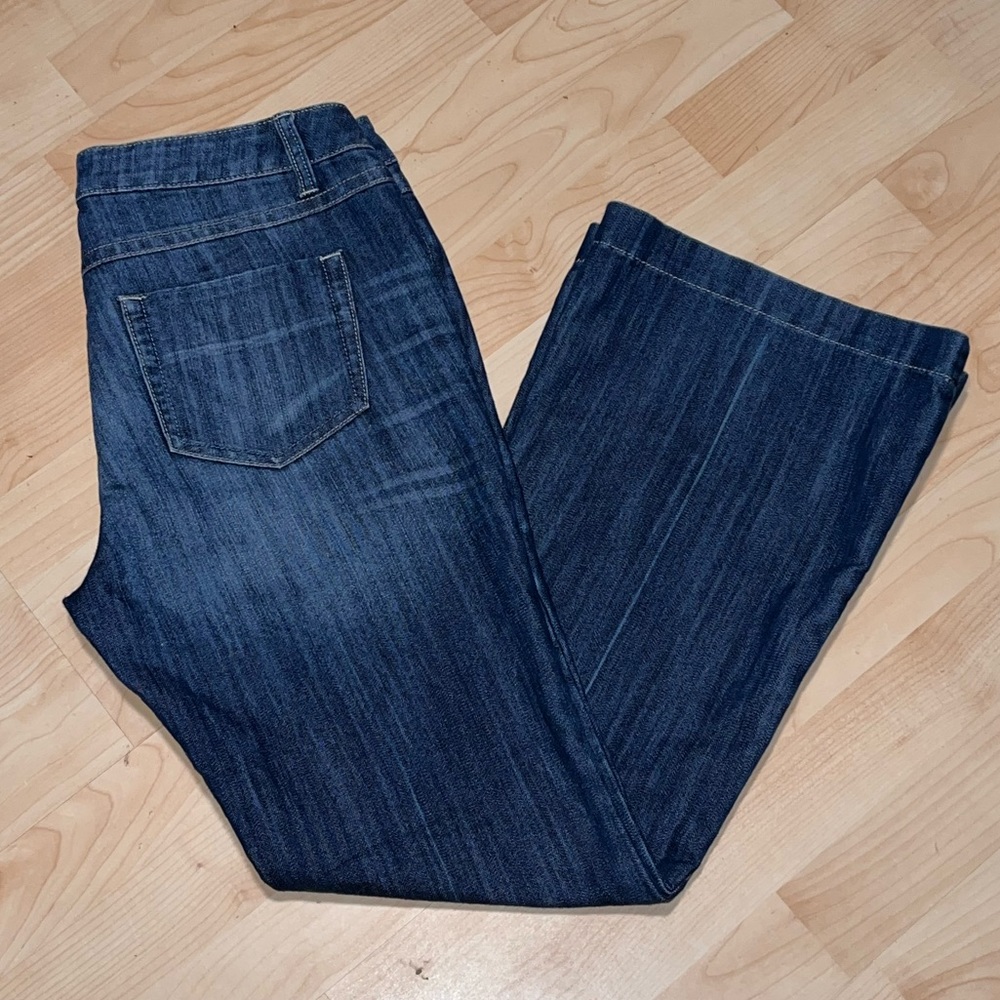 CAbi Women's Dark Denim Wash Blue Jeans Bootcut Flare Wide Blue Jeans Size 10
